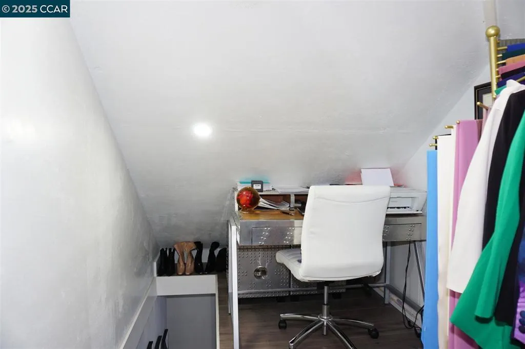 17106 Creekside Cir, Morgan Hill, California 95037 home-pic-33